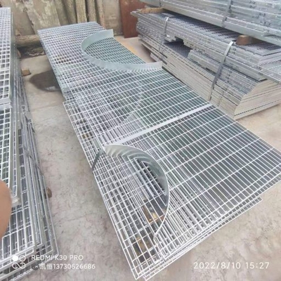 پلت فرم Q235 کربن توری فولاد گالوانیزه سفارشی شکل خاص