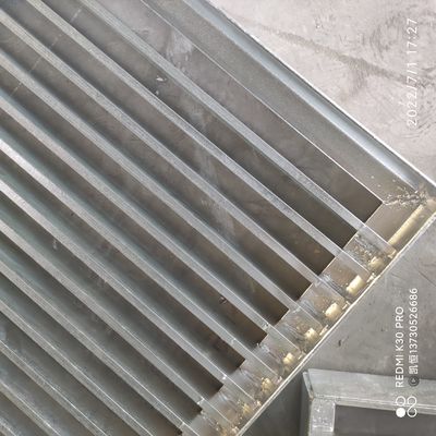 توری فولادی گالوانیزه جوشکاری تحت فشار نقره برای پلت فرم کارخانه