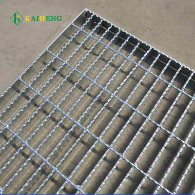 توری میلگرد فلزی فولادی گالوانیزه گرم برای کارخانه صنعتی